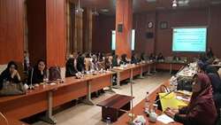 برگزاری کارگاه آموزشی بهبود زنان روستایی و عشایر