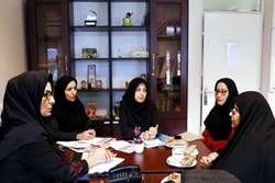  برگزاری جلسه با کارشناسان مسئول نوجوانان جوانان و مدارس جنوب، ری و اسلامشهر در معاونت بهداشت