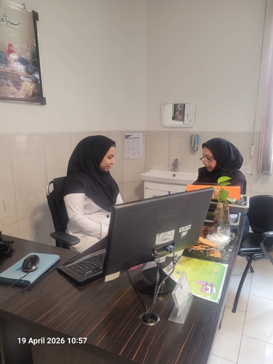بازدید از برنامه‌ها و فعالیت‌های آموزشی پایگاه‌های سلامت مرکز شهید مبارکی 