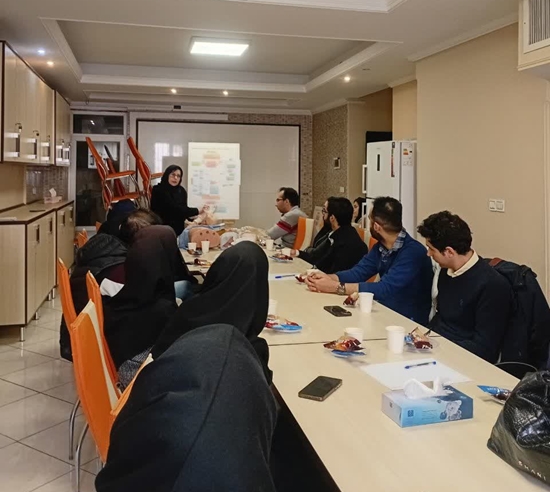 برگزاری کارگاه احیای پایه کودکان و شیرخواران در بیمارستان مرکز طبی کودکان  