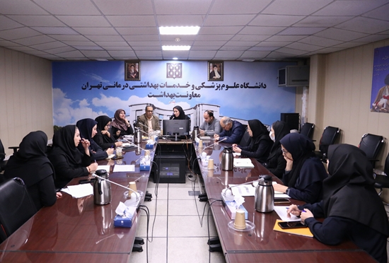 برگزاری جلسه بررسی شاخص‌های گروه میانسالان در معاونت بهداشت 