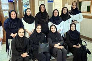 بازدید رئیس گروه جوانی جمعیت به همراه کارشناس برنامه ترویج تغذیه با شیر مادر از مرکز خدمات جامع سلامت شهری دارالشفاء امام رضا (ع) جنوب تهران 