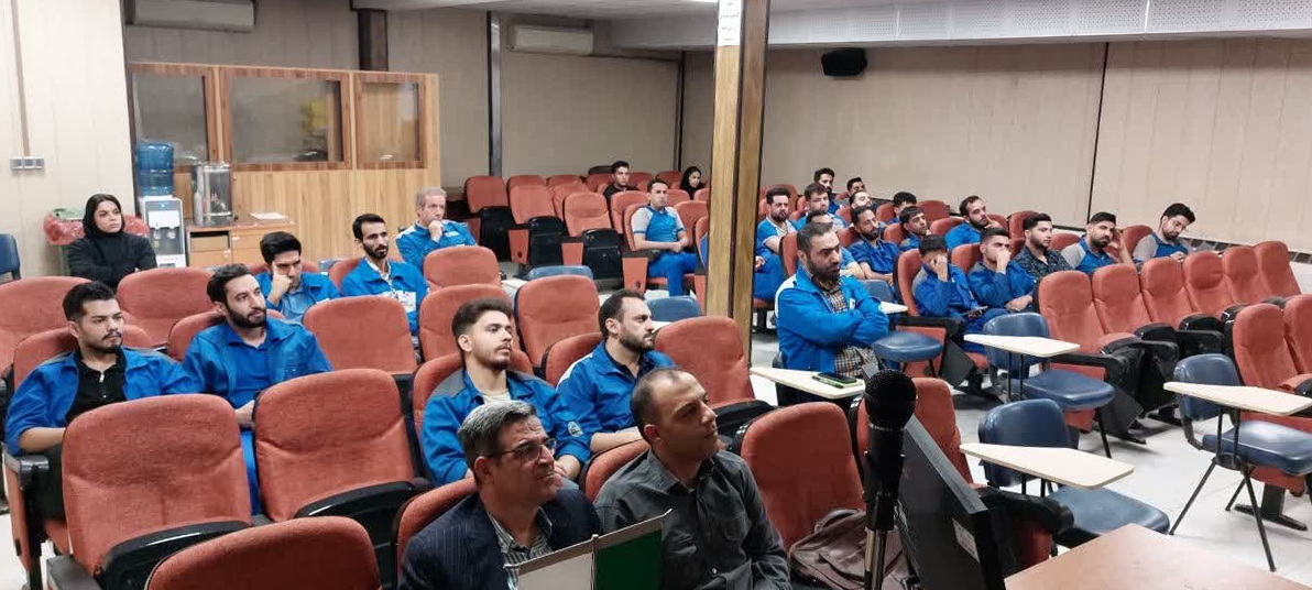 برگزاری کارگاههای آموزشی بیماریهای منتقله از ناقلین در شرکت ایرانخودرو دیزل