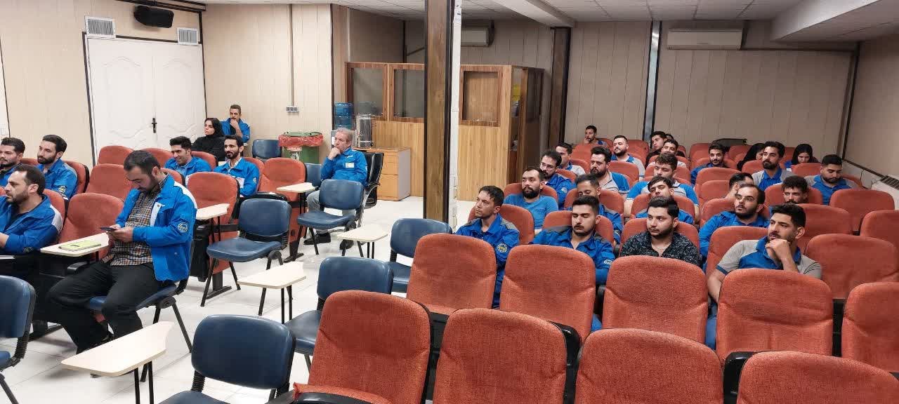 برگزاری کارگاههای آموزشی بیماریهای منتقله از ناقلین در شرکت ایرانخودرو دیزل